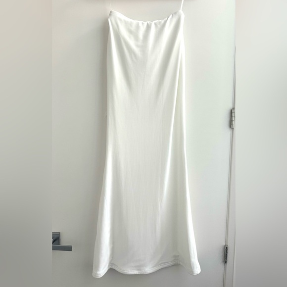 BNWT - Deema Maxi Skirt in Ivory - Picture 6 of 6